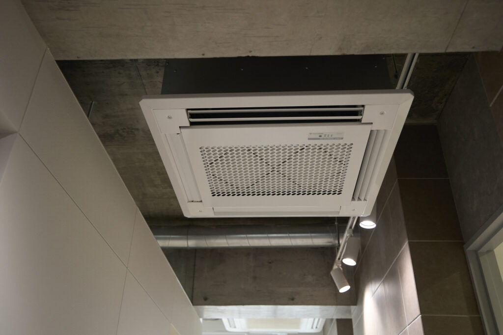 空気清浄機(クリアテック)