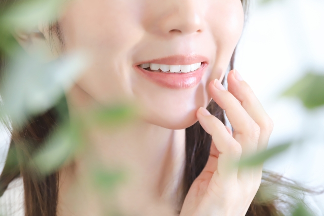 歯並び・かみ合わせ・顔立ちのバランスを整えるために